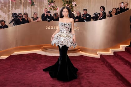 Chase Infiniti durante la 83ª edición de los Golden Globe Awards en el hotel Beverly Hilton, en Beverly Hills, California, el 11 de enero de 2026.
Foto: Monica Schipper/Getty Images/AFP.