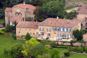 Cómo es Château Miraval, el castillo que se disputan Brad Pitt y Angelina Jolie