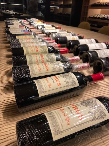 Chateau Petrus, uno de los vinos más famosos y caros del mundo: puede probarse en Le Bouchon.