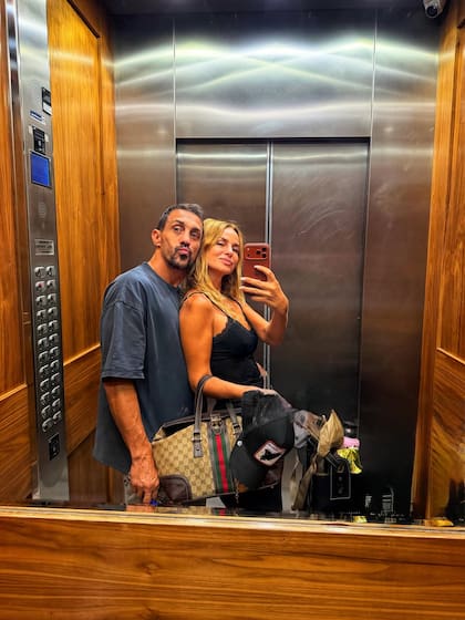 Chatruc y Rojas enamorados en Brasil (Foto: Instagram @rojassasi)