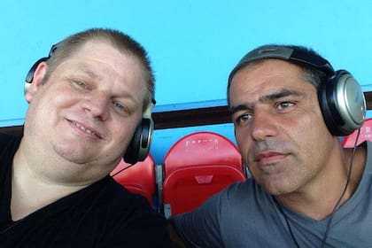 Chattás (a la derecha), durante una de las transmisiones de River