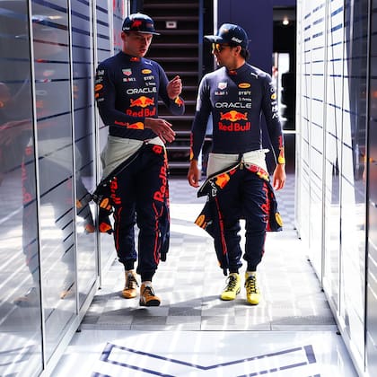 Checo y Verstappen previos al Gran Premio de España