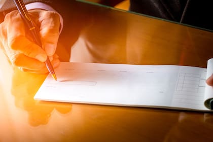 El ARBA puede pagarse a través de un cheque dirigido a la "Agencia de Recaudación de la Provincia de Buenos Aires Arba - No a la orden”