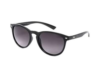 Chequear la protección UV es fundamental en un par de anteojos.