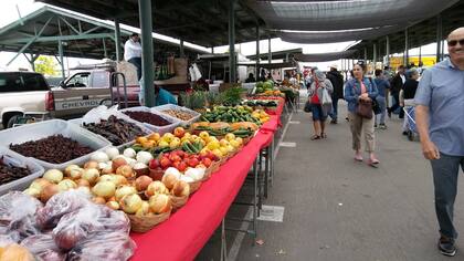 Cherry Avenue es el mercado al aire libre más grande y antiguo de Fresno