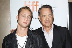 La conflictiva relación de Tom Hanks con su hijo Chet suma un nuevo capítulo