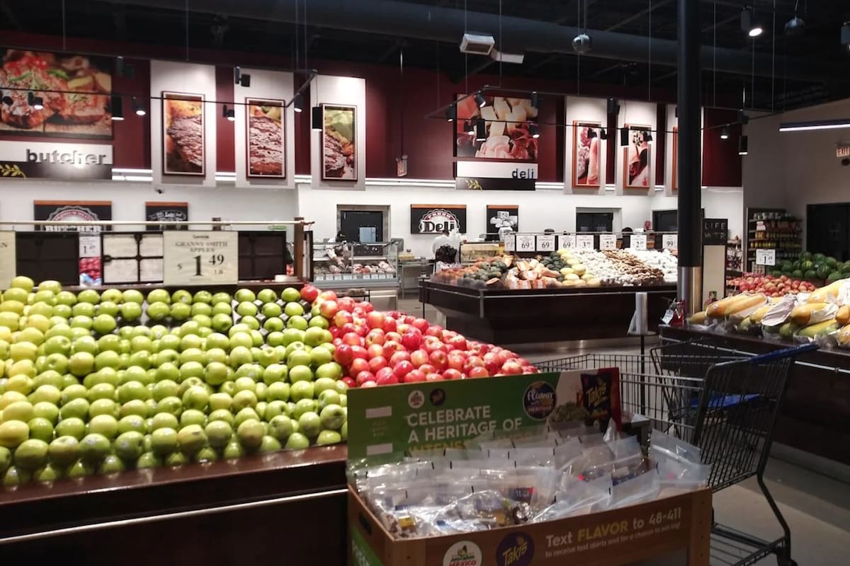 Chicago inicia 2026 com novos impostos e custos extras para impactar as compras em supermercados