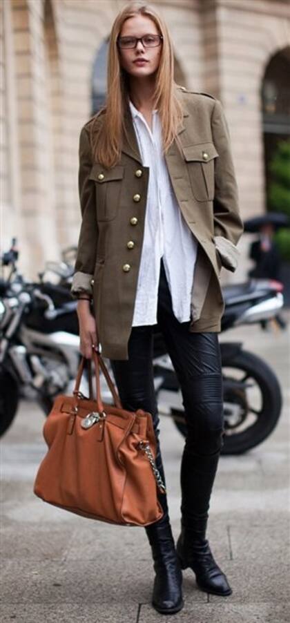 Chicas it con diseños MK