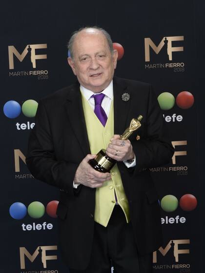 Chiche Gelblung fue muy aplaudido al ganar el Martín Fierro al mejor panelista