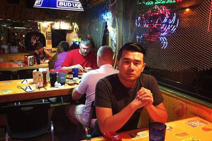 Chieng ya es ciudadano de EE.UU. y contó cómo se siente al respecto