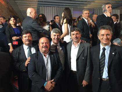 Chiesa (CRA), Mailland (Coninagro), Buryaile, Príncipe (FAA) y Etchevehere (SRA), en la jura de los ministros de Macri
