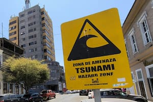 Chile amaneció con varias zonas bajo alerta de tsunami
