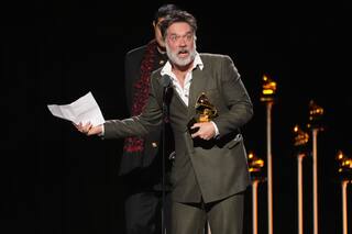 China critica la decisión de otorgar un Grammy al Dalai Lama