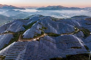 Las energías renovables superan al carbón por primera vez y marcan un giro global