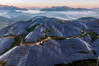 Las energías renovables superan al carbón por primera vez y marcan un giro global