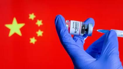 China ha aprobado casi una decena de vacunas, pero ninguna es de ARNm.