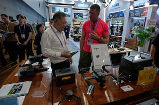 China prohíbe la venta y el vuelo de drones dentro de Beijing a partir de mayo