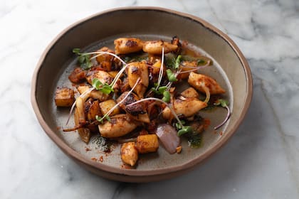 Chipirones en L' Atelier Bistró