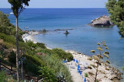 La industria turística, que constituía el 23% del PBI chipriota, se vio fuertemente golpeada por las restricciones