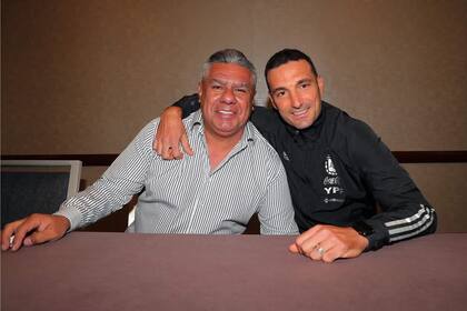 Chiqui Tapia confirma la continuidad de Lionel Scaloni hasta 2026