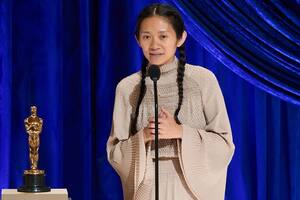 Oscar 2021: por qué China silenció la victoria de la directora Chloé Zhao