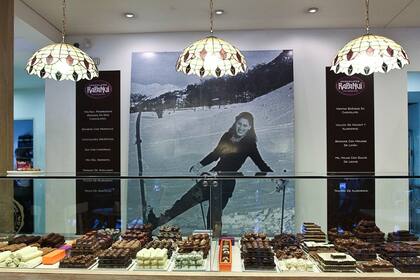 Chocolatería y heladería ubicada en Arenales 2302