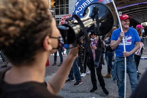 EE.UU. Crece la tensión en las calles por la demora de la definición electoral