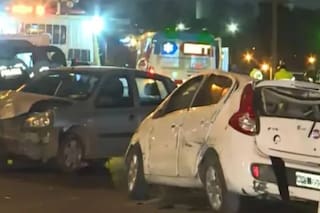 Cinco personas resultaron heridas tras un choque en cadena