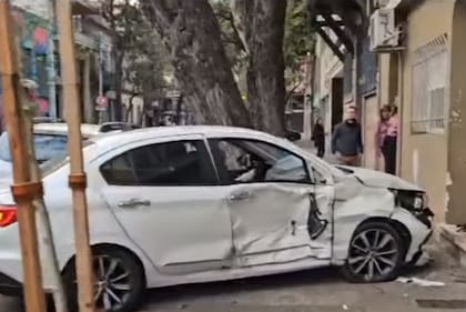 Choque en Gorriti y Godoy Cruz