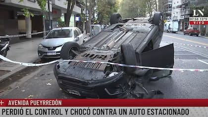 Choque y vuelco en Recoleta