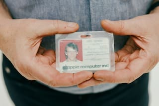 Es el empleado número 8 de Apple y medio siglo después sigue trabajando ahí