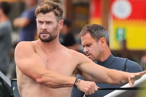 De la salida madre e hija de Angelina Jolie al día de playa y surf de Chris Hemsworth