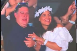 Coldplay volvió a captar a una pareja con la “kiss cam” y el momento se volvió viral