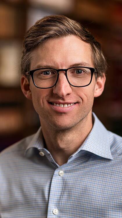 Chris Miller cree que México tiene ventajas para competir con países asiáticos para atraer inversiones de la industria de los semiconductores.