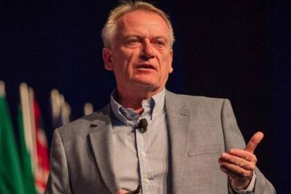 Chris Skinner, experto en FinTech y autor de "Digital human" (2018), dice que el modelo de negocio de las GAFA es "increíblemente poderoso"