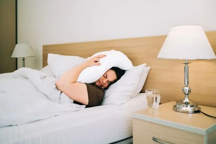 Se suele pensar que dormir ocho horas es fundamental para una vida sana.