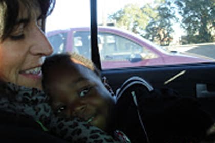 Christ y Alejandra recién llegados al aeropuerto de Ezeiza