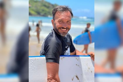 Christian Cubero se muestra como apasionado del surf (Foto Instagram @chri.cubero)