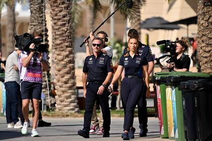 Christian Horner ha sido absuelto de conducta inapropiada, según informó la empresa matriz del equipo de Fórmula 1. En un comunicado de Red Bull GmbH se expresó: "Red Bull confía en que la investigación ha sido justa, rigurosa e imparcial". (Photo by Andrej ISAKOVIC / AFP)