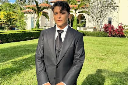 Christian Nodal estaría planeando mudarse con su actual pareja, Ángela Aguilar