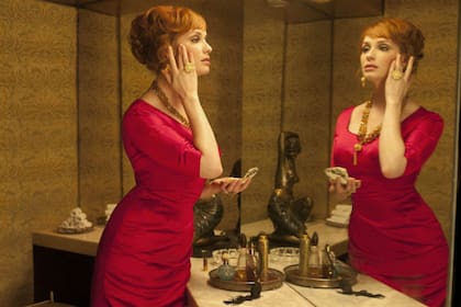 Christina Hendricks como Joan Holloway