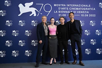 Christoph Waltz, Rachel Brosnahan, Willem Dafoe y Benjamin Bratt fueron invitados al festival con motivo del estreno del film Dead For A Dollar