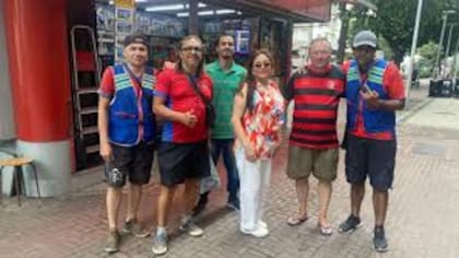 Christopher Boris se mudó con su esposa brasileña a Careiro (imagen tomada de medio CNN en español)