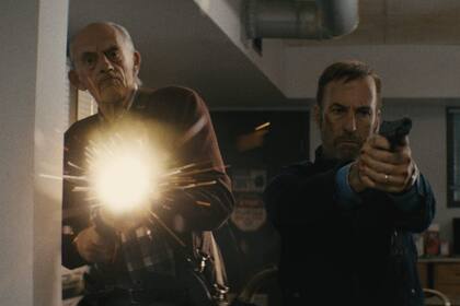 Christopher Lloyd y Bob Odenkirk retomarán este año los papeles que impusieron en la película original Nadie