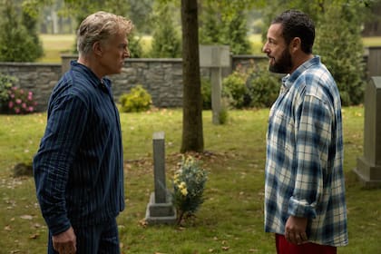 Christopher McDonald como Shooter McGavin y Adam Sandler como Happy Gilmore