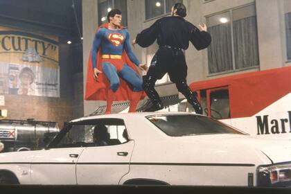 Christopher Reeve y Jack O´Halloran, en una escena de acción