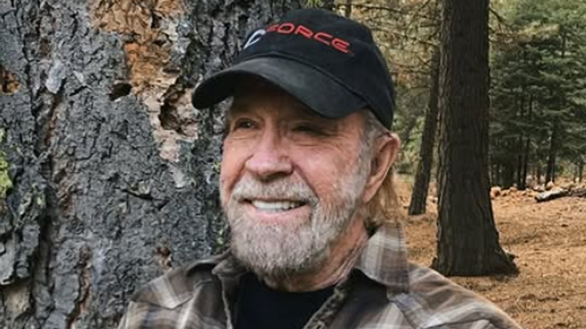 A triste e comovente razão pela qual Chuck Norris deixou Hollywood A triste e comovente razão pela qual Chuck Norris deixou Hollywood