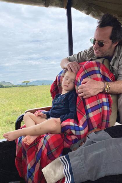 Con su marido, Alexandre de Betak, y la pequeña Sakura, emprendieron esta aventura por el continente africano.