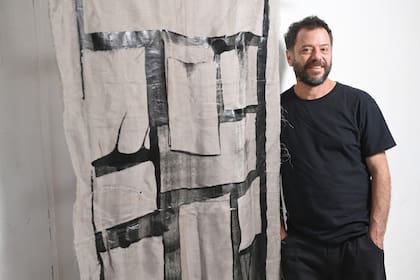 Churba con una de las monocopias que exhibirá en Herlitzka & Co