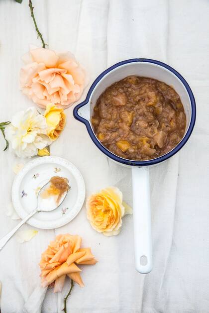 Chutney de manzanas, una preparación exprés que eleva tus comidas a otro nivel